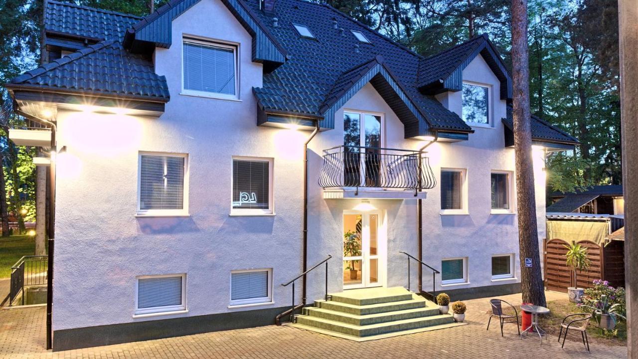 Lc Pokoje & Apartamenty Pobierowo Esterno foto