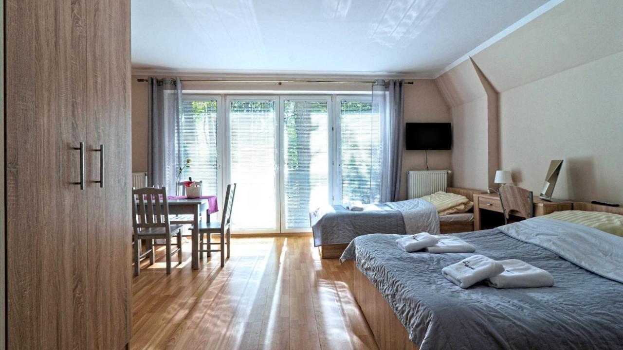 Lc Pokoje & Apartamenty Pobierowo Esterno foto