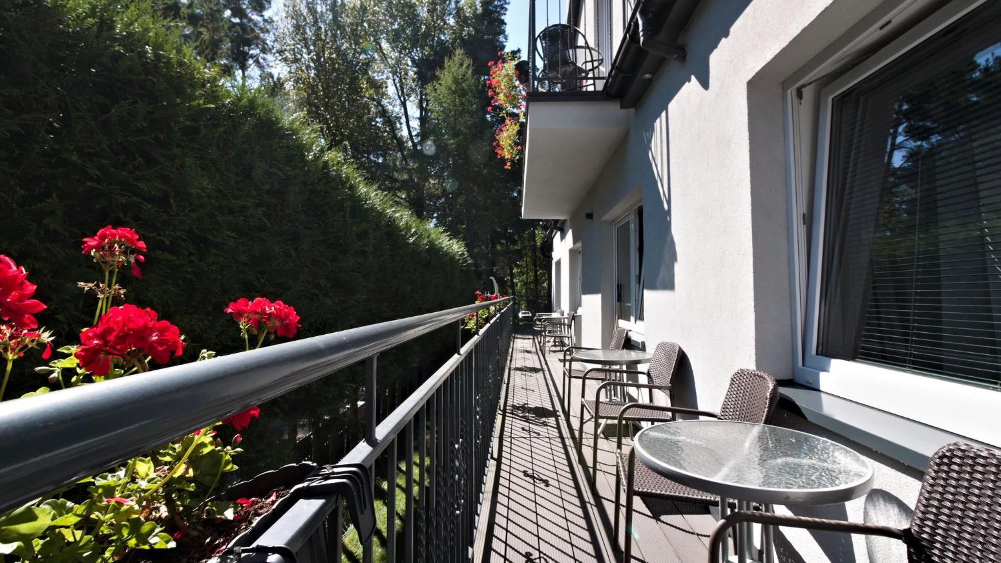Lc Pokoje & Apartamenty Pobierowo Esterno foto