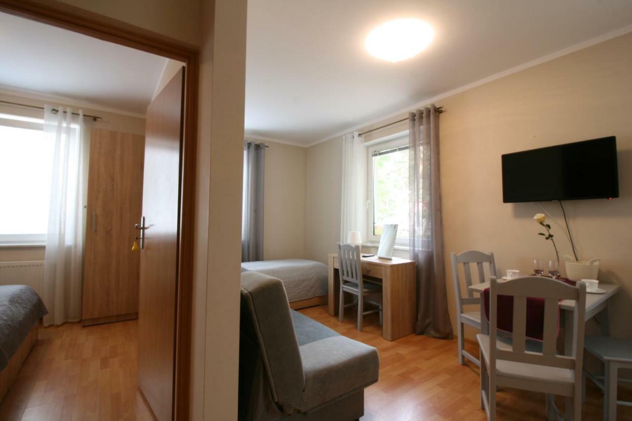 Lc Pokoje & Apartamenty Pobierowo Esterno foto