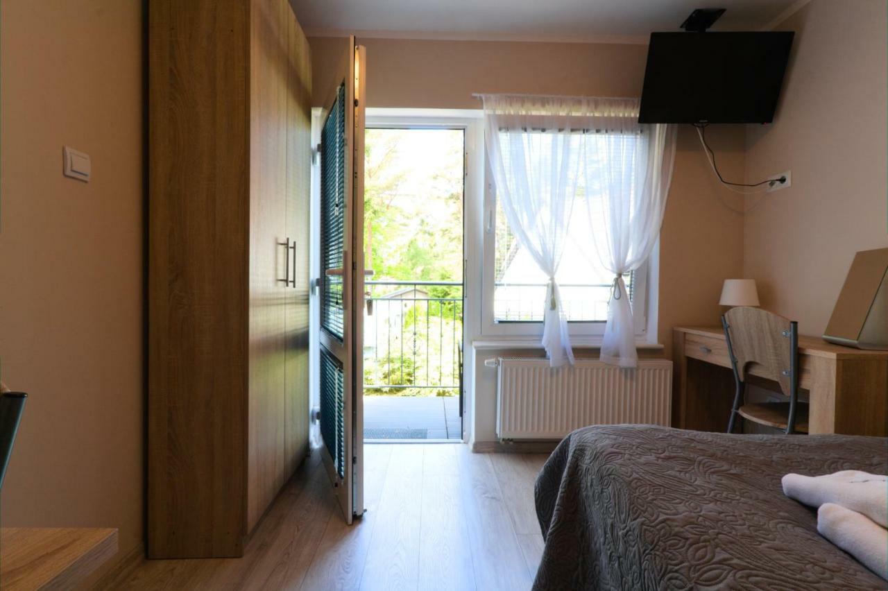 Lc Pokoje & Apartamenty Pobierowo Esterno foto